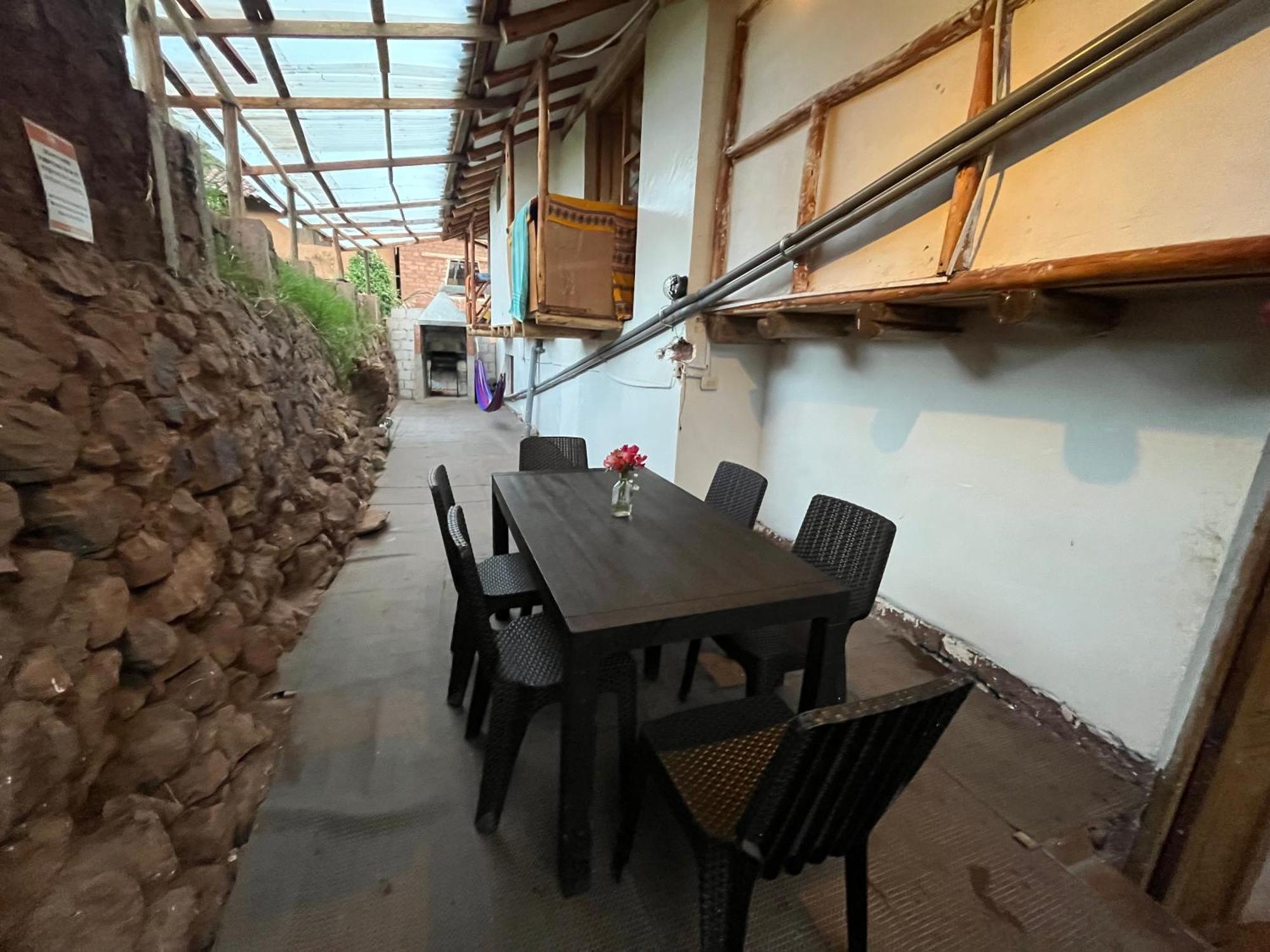 Intihuatana Hostel Pisac Buitenkant foto